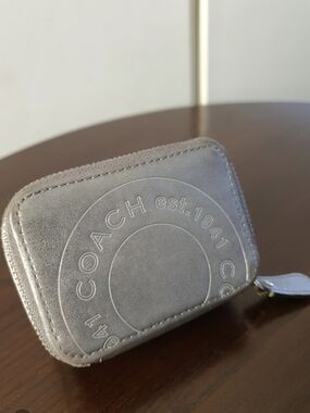 Coach est 1941 Gray Leather Travel Pillbox Jewelry Case Cosmetic Small Pouch Y2K